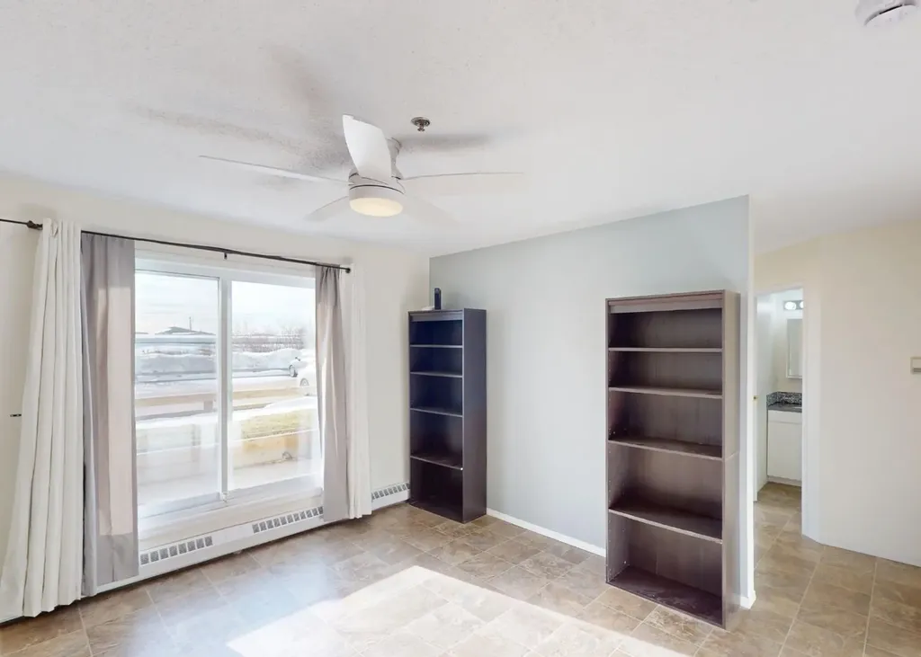 10405 99 Street Grande Prairie AB T8V6Z3