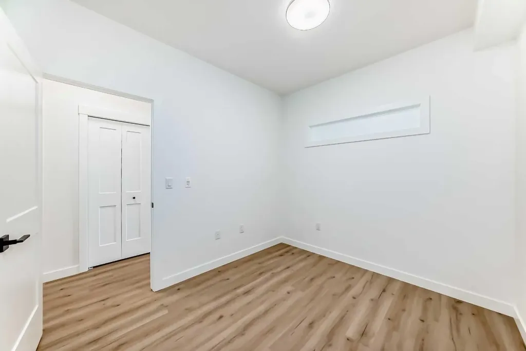 430 Sage Hill Road NW Calgary AB T3R 2J9