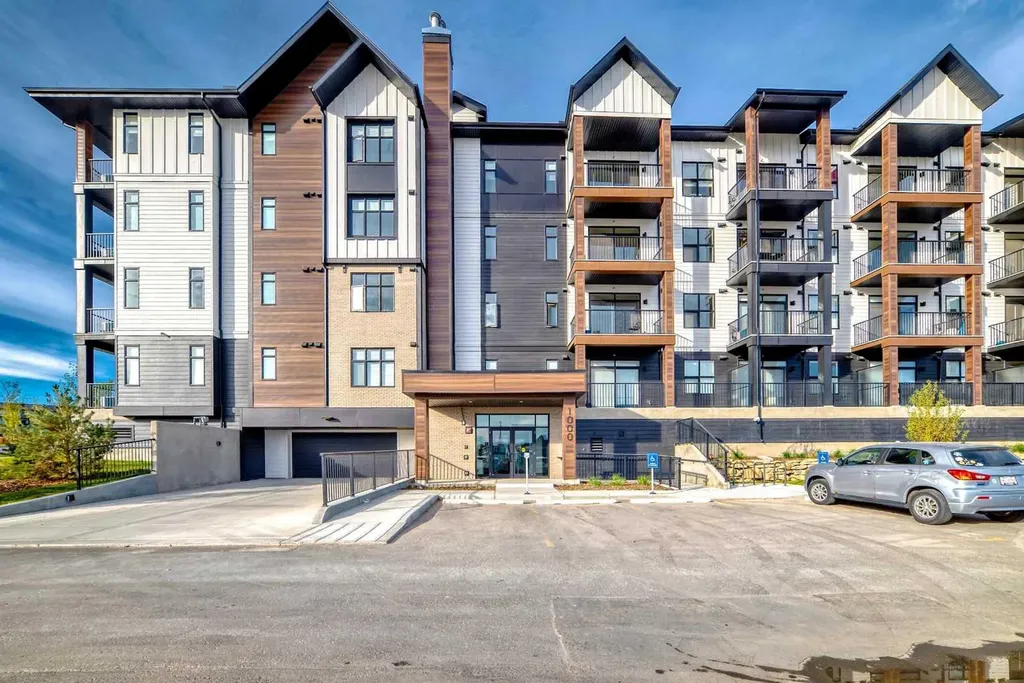 430 Sage Hill Road NW Calgary AB T3R 2J9