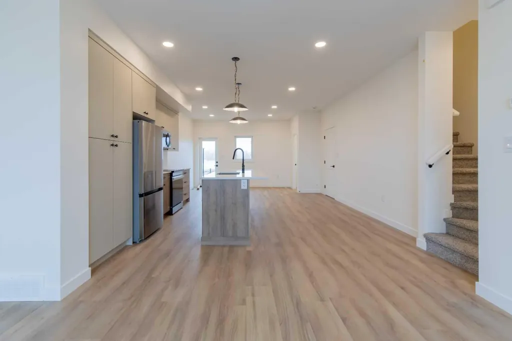 2815 16 Avenue Coaldale AB T1M0G9
