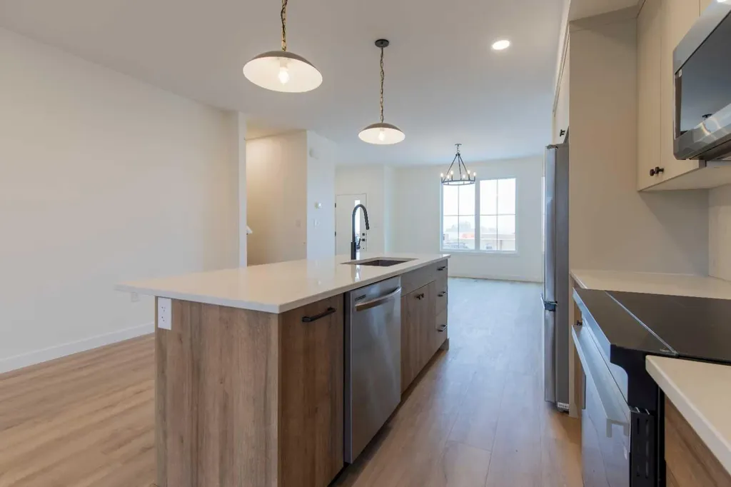 2815 16 Avenue Coaldale AB T1M0G9