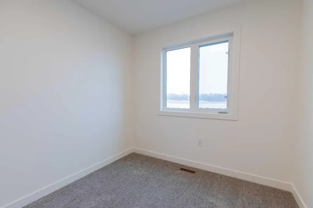 2815 16 Avenue Coaldale AB T1M0G9