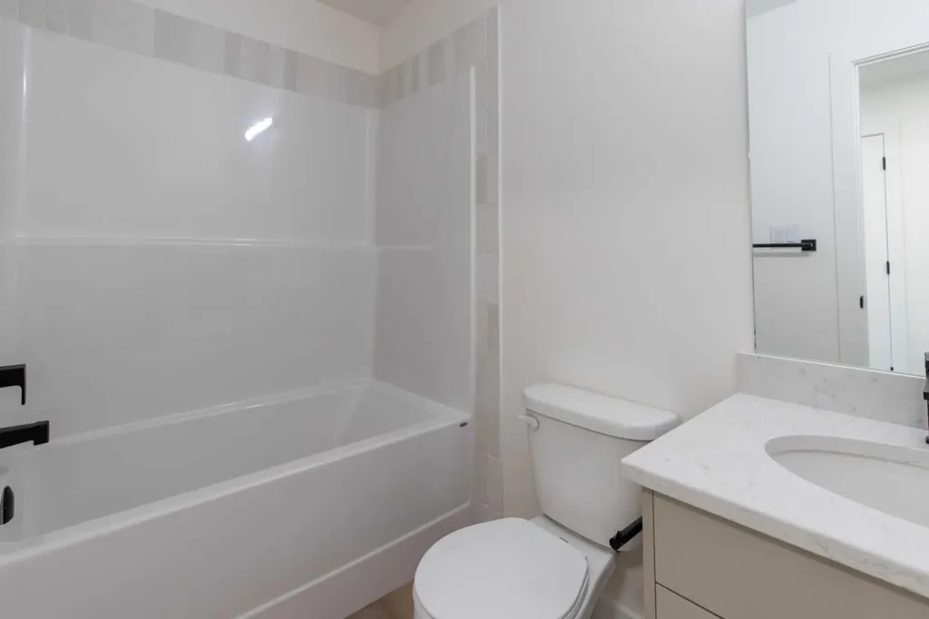2815 16 Avenue Coaldale AB T1M0G9