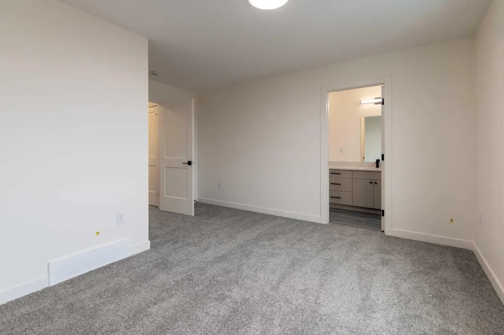 2815 16 Avenue Coaldale AB T1M0G9