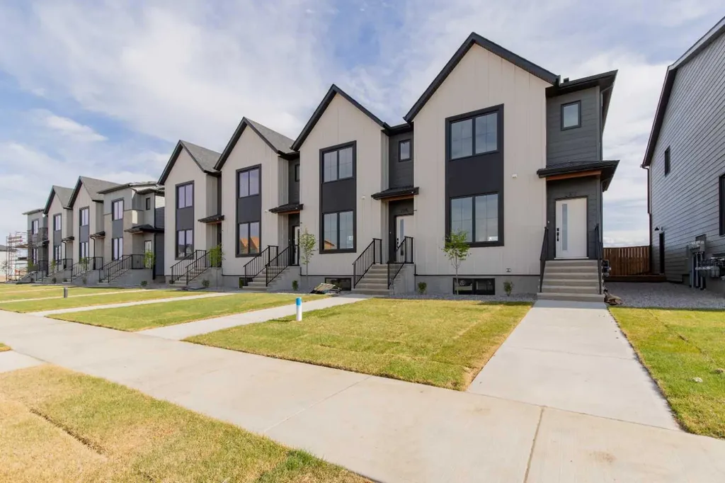2815 16 Avenue Coaldale AB T1M0G9