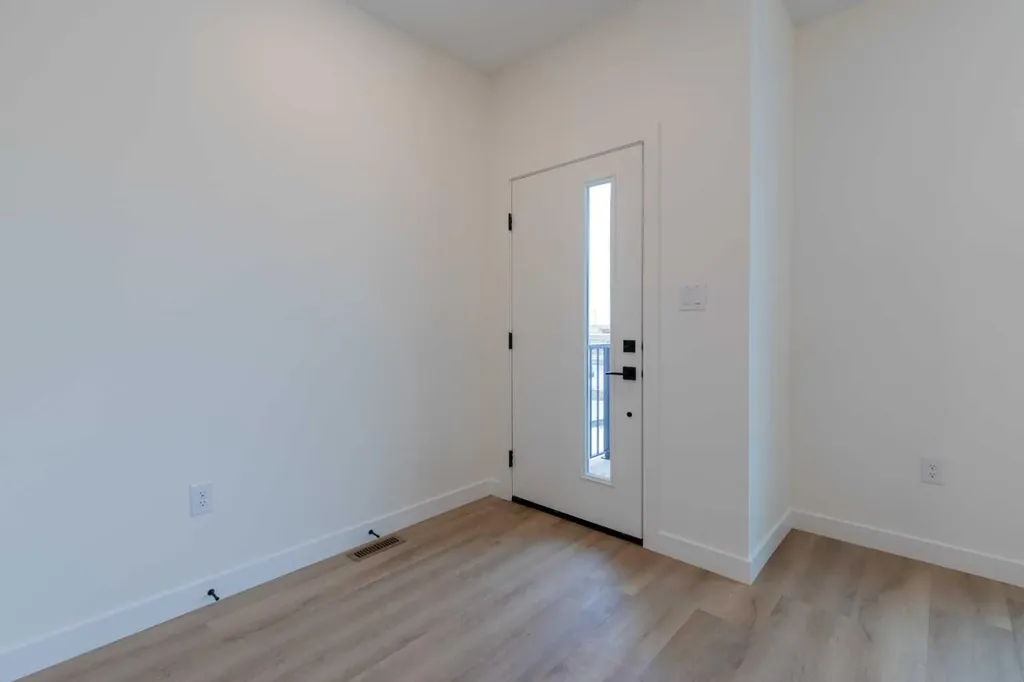 2815 16 Avenue Coaldale AB T1M0G9