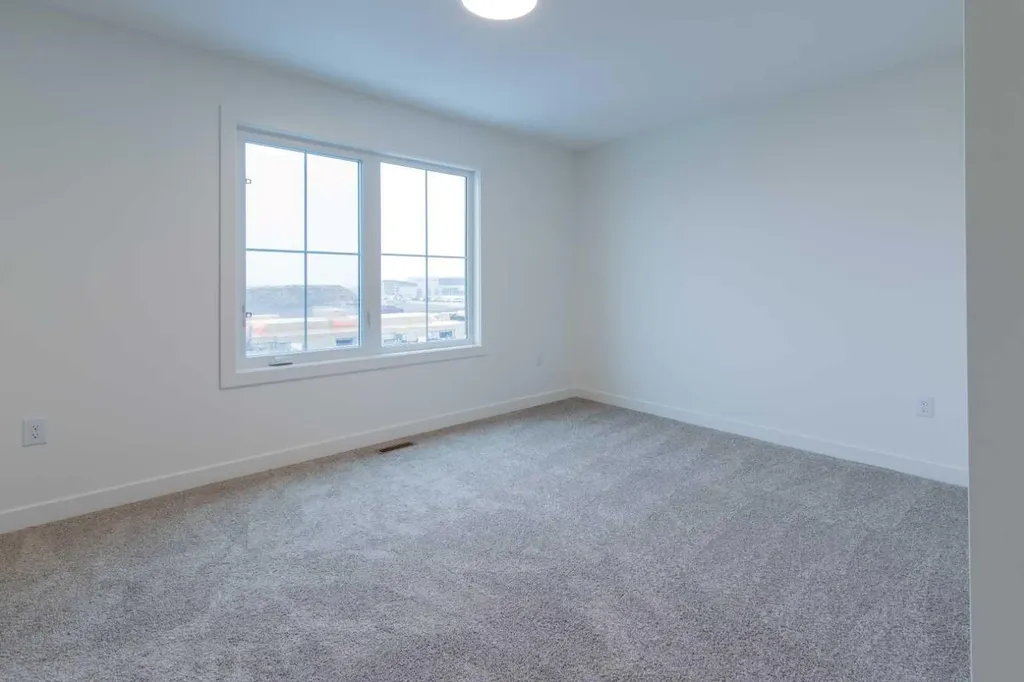 2813 16 Avenue Coaldale AB T1M 0G9