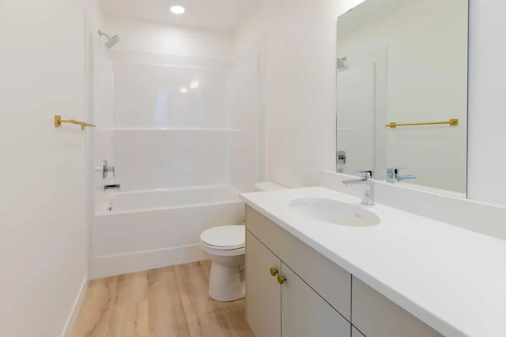 2813 16 Avenue Coaldale AB T1M 0G9