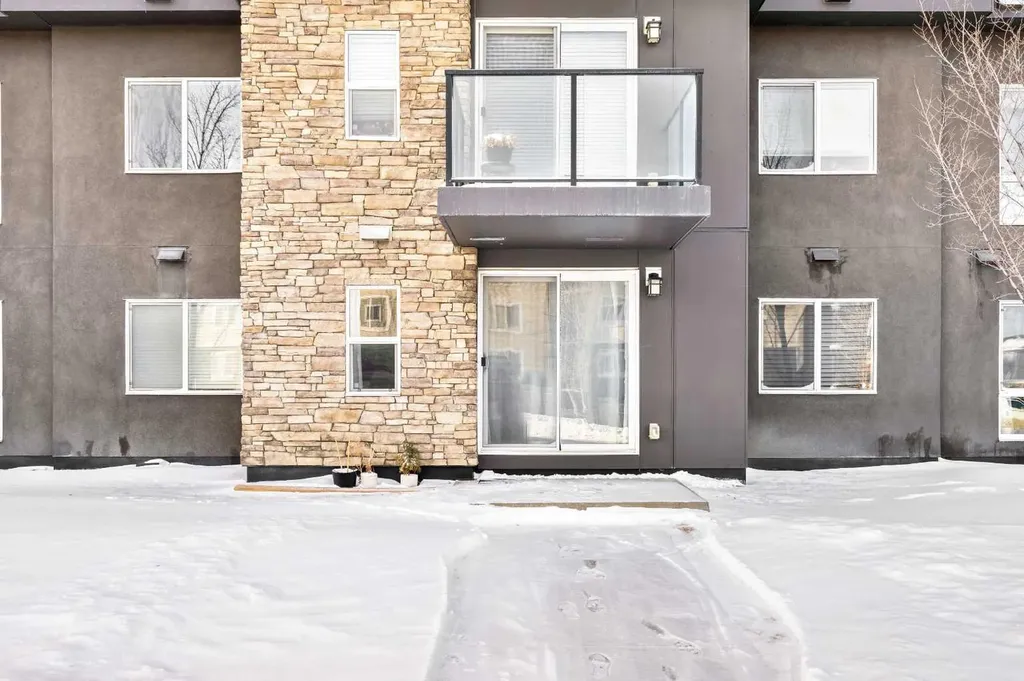 10 Kincora Glen Park NW Calgary AB T3R 1R9