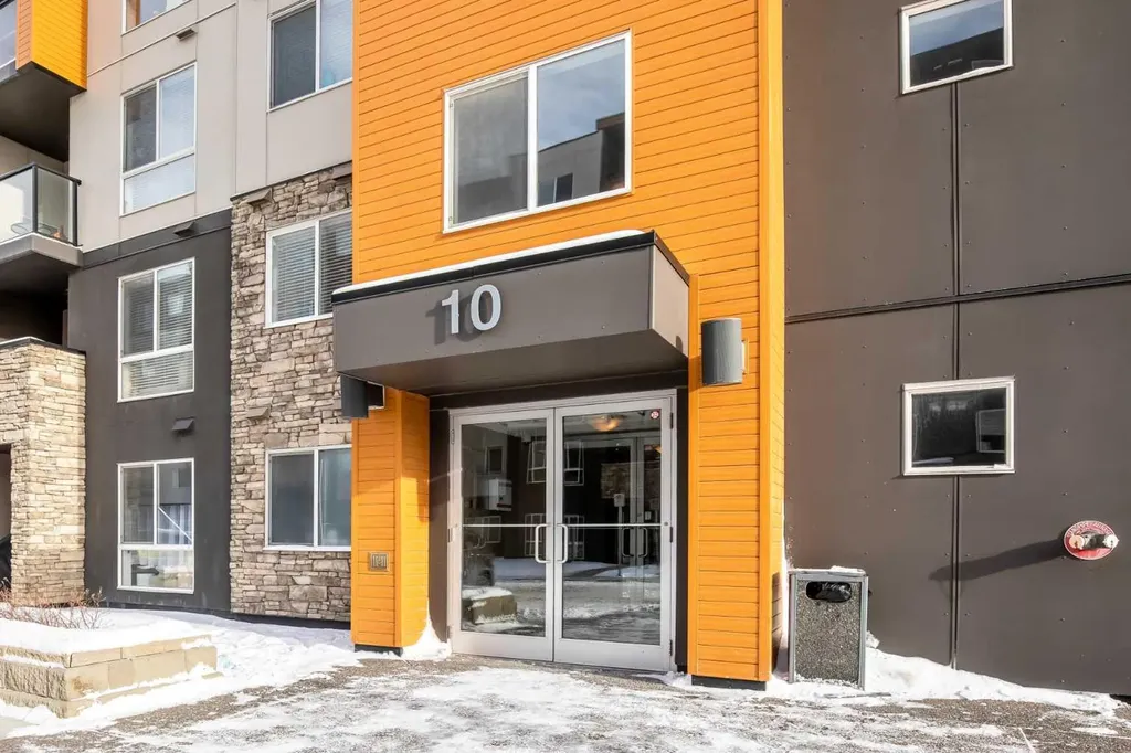 10 Kincora Glen Park NW Calgary AB T3R 1R9