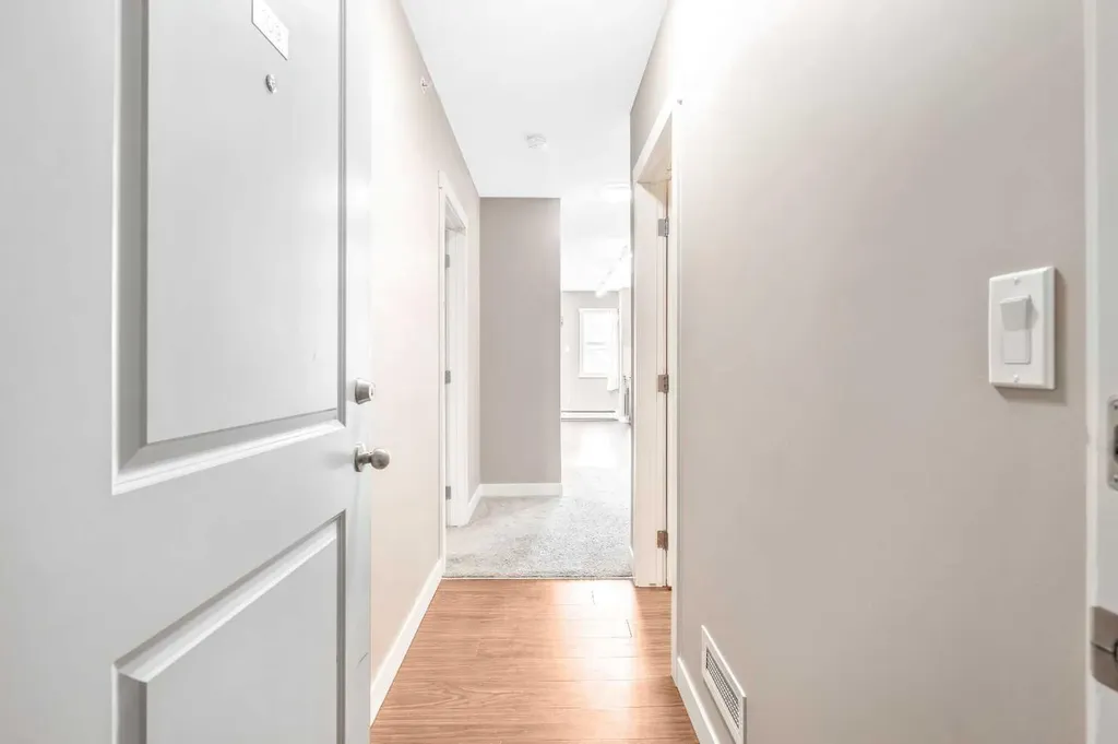 10 Kincora Glen Park NW Calgary AB T3R 1R9