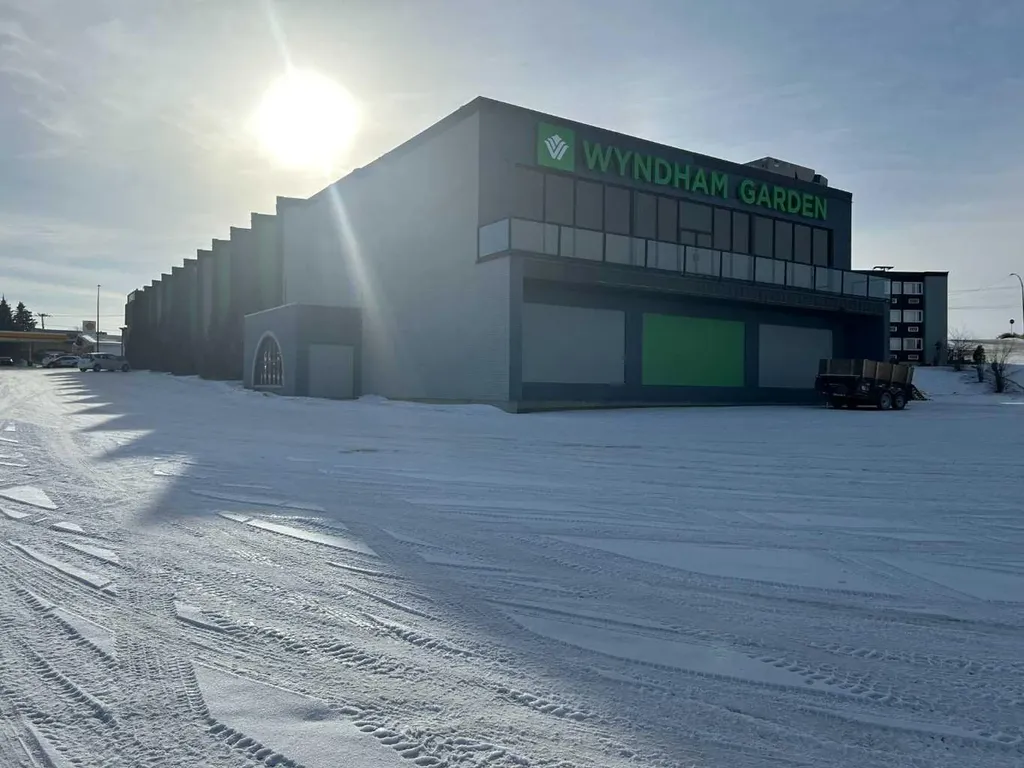 954 7 Street SW Medicine Hat AB T1A 7R7