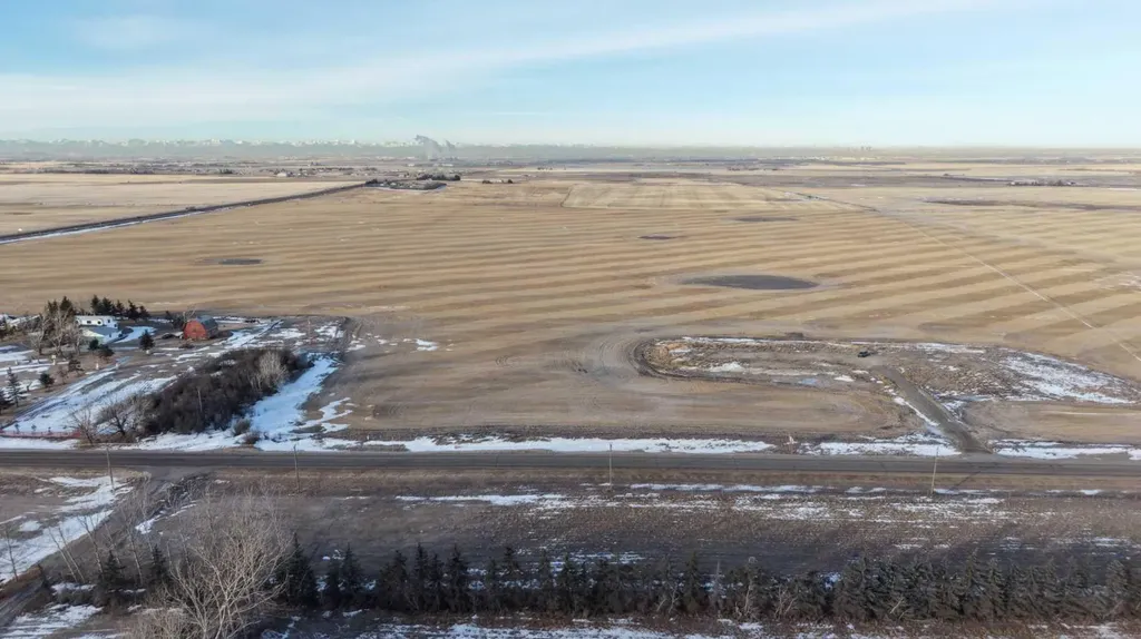 Glenmore Trail Ad Range Road 280 Rural Rocky View County AB T1X 0H5