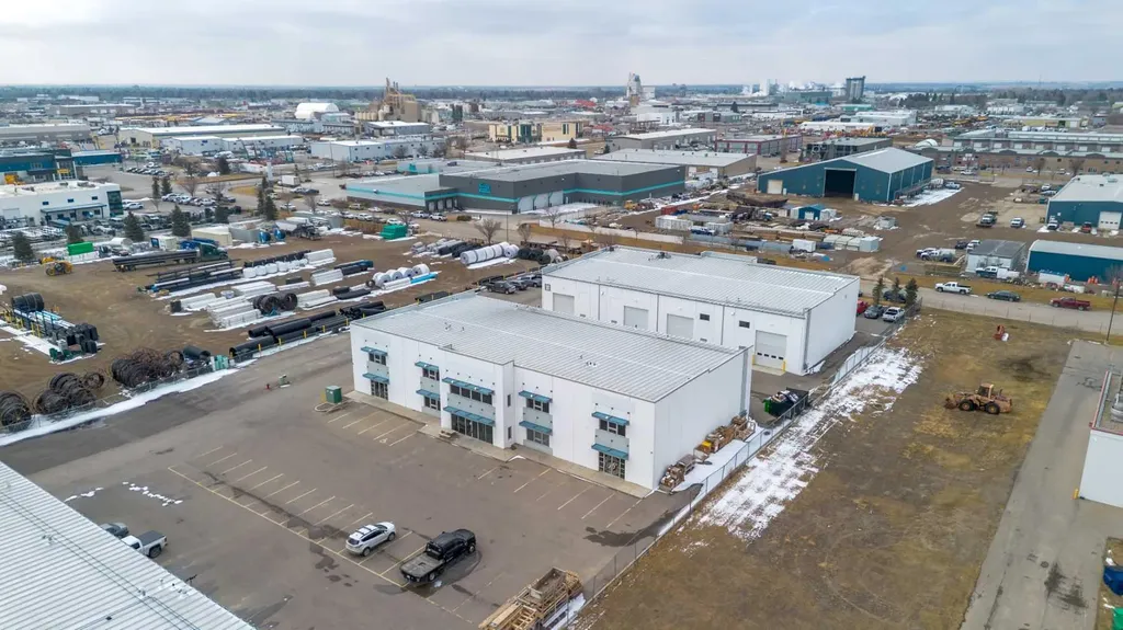 565 41 Street N Lethbridge AB T1H7B6