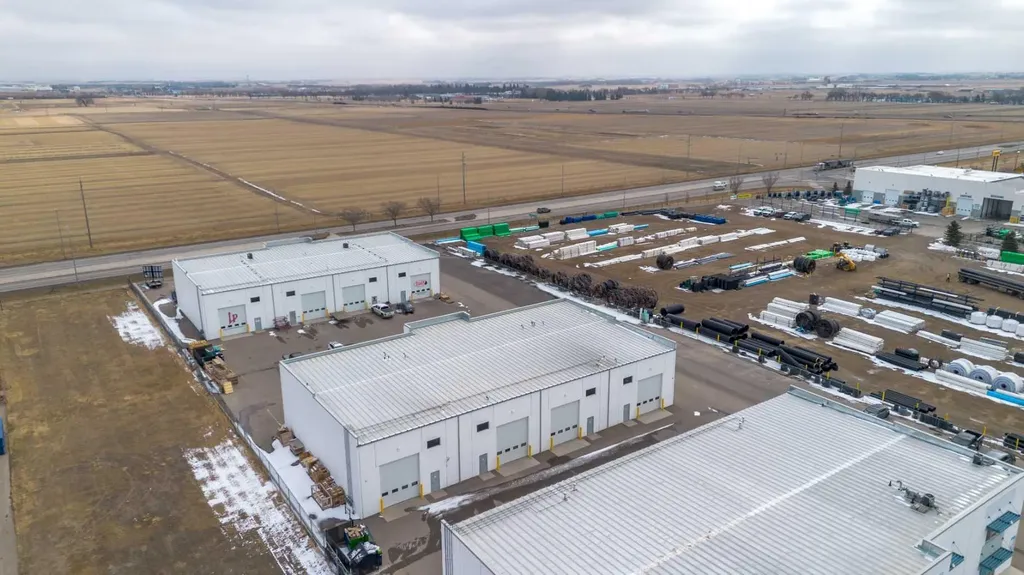565 41 Street N Lethbridge AB T1H7B6