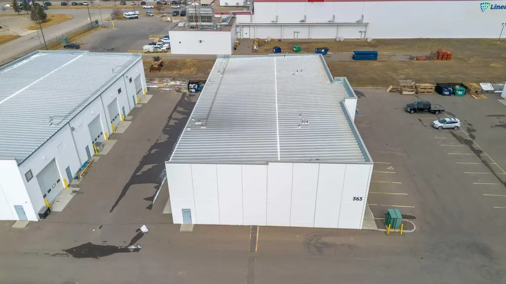 565 41 Street N Lethbridge AB T1H7B6