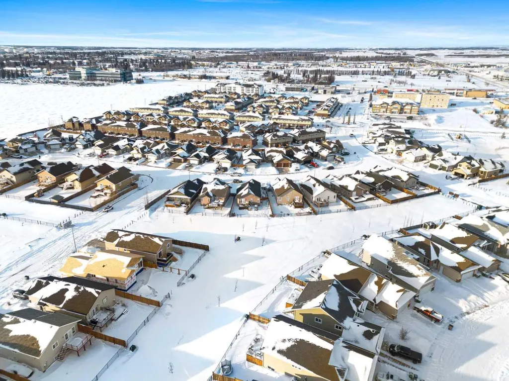 3805 42 Avenue Lloydminster SK S9V 2K4