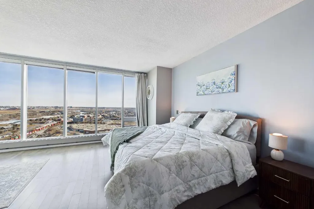 433 11 Avenue SE Calgary AB T2G 0C7