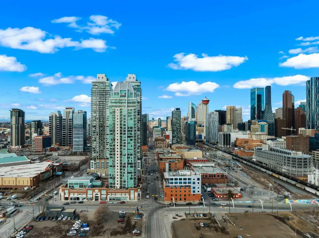 433 11 Avenue SE Calgary AB T2G 0C7
