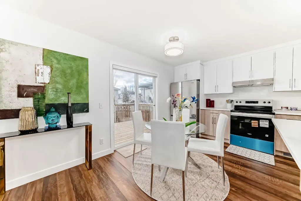 87 Bridlepost Green SW Calgary AB T2Y 4A1