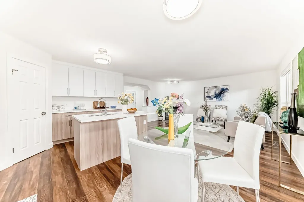 87 Bridlepost Green SW Calgary AB T2Y 4A1