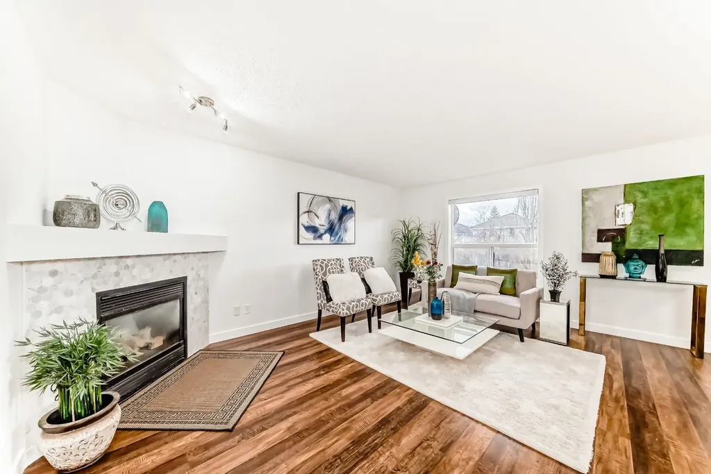 87 Bridlepost Green SW Calgary AB T2Y 4A1