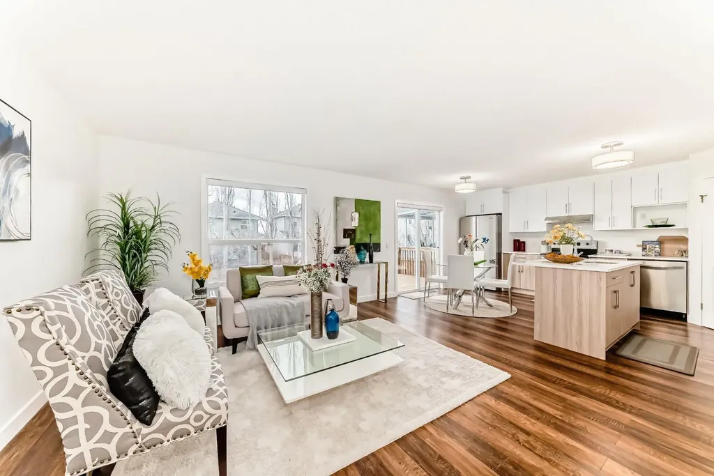 87 Bridlepost Green SW Calgary AB T2Y 4A1