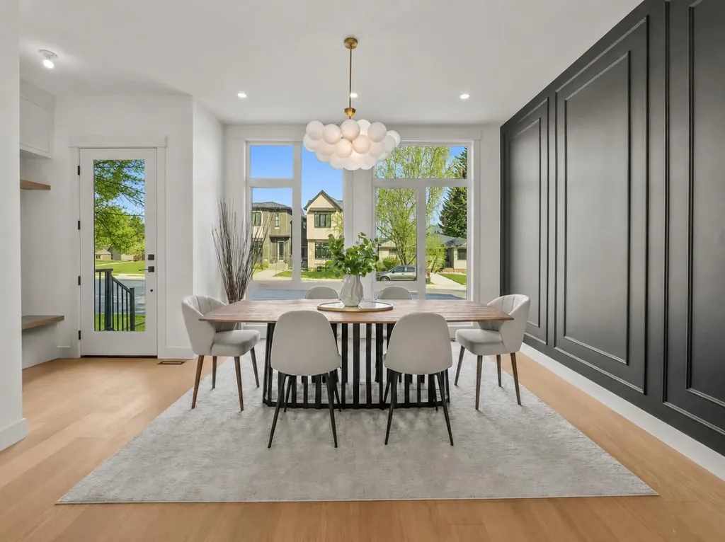 2421 25 Avenue NW Calgary AB T2M 2C6