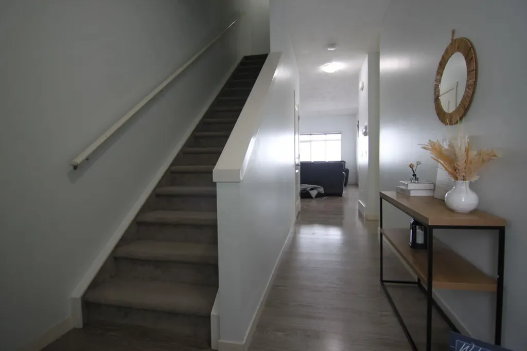 337 Copperpond Landing SE Calgary AB T2Z 1G6