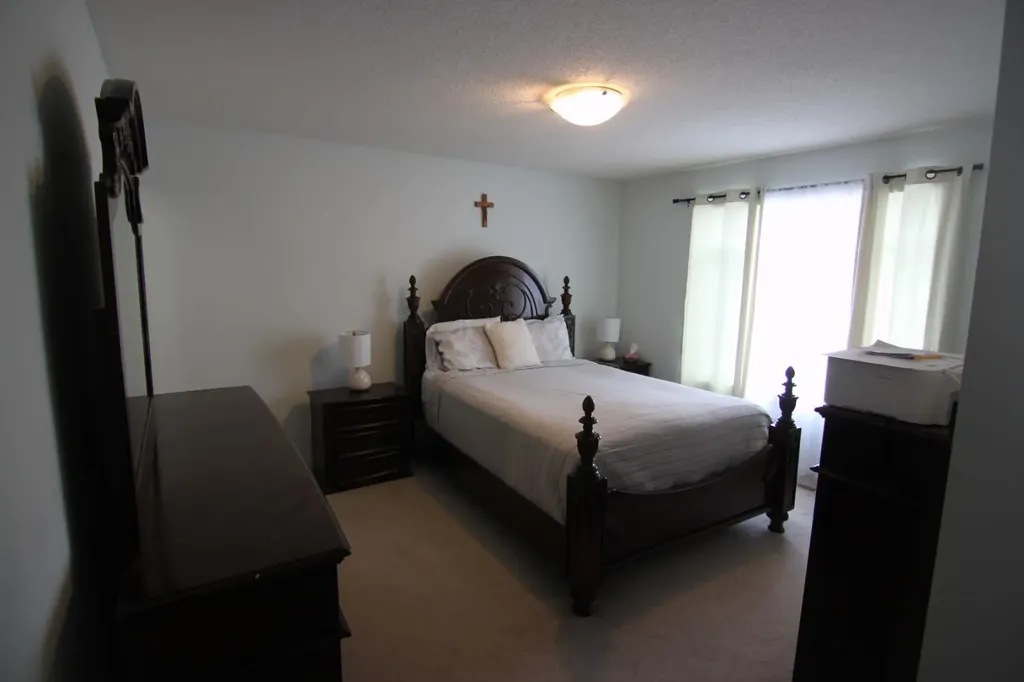 337 Copperpond Landing SE Calgary AB T2Z 1G6