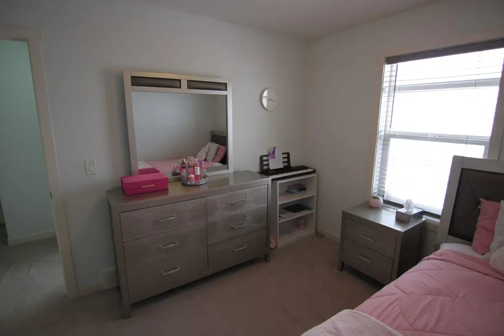 337 Copperpond Landing SE Calgary AB T2Z 1G6