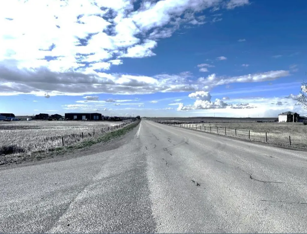 251223 Sunshine Road Rural Rocky View County AB T1Z 0M6