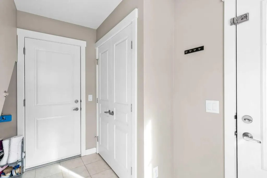 32 Horseshoe Crescent Cochrane AB T4C2P4