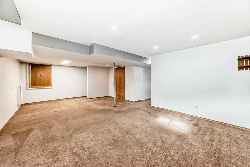 1837 Meadowbrook Drive SE Airdrie AB T4A 1V5