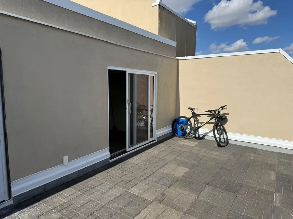 21 Berkeley Place W Lethbridge AB T1K 5N1