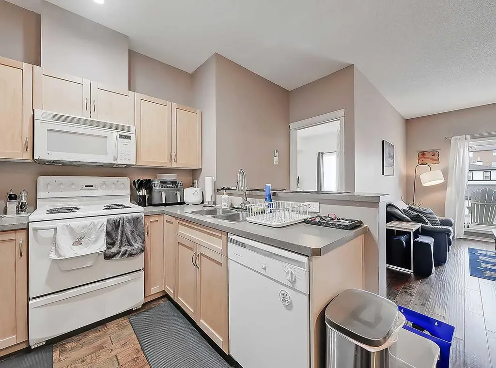 70 Panamount Drive NW Calgary AB T3K 5Z1