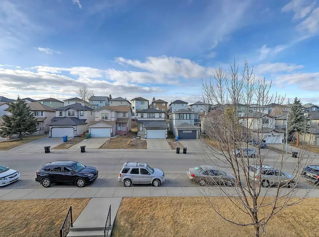 70 Panamount Drive NW Calgary AB T3K 5Z1