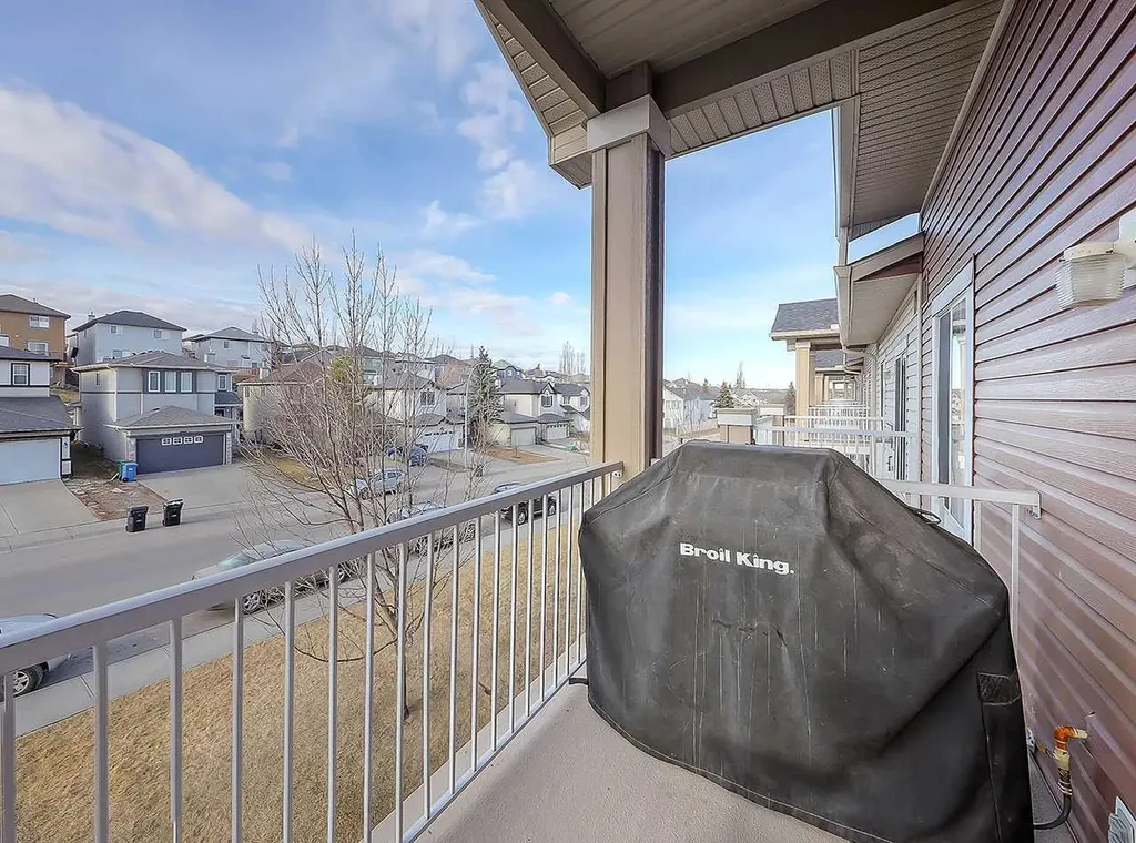 70 Panamount Drive NW Calgary AB T3K 5Z1