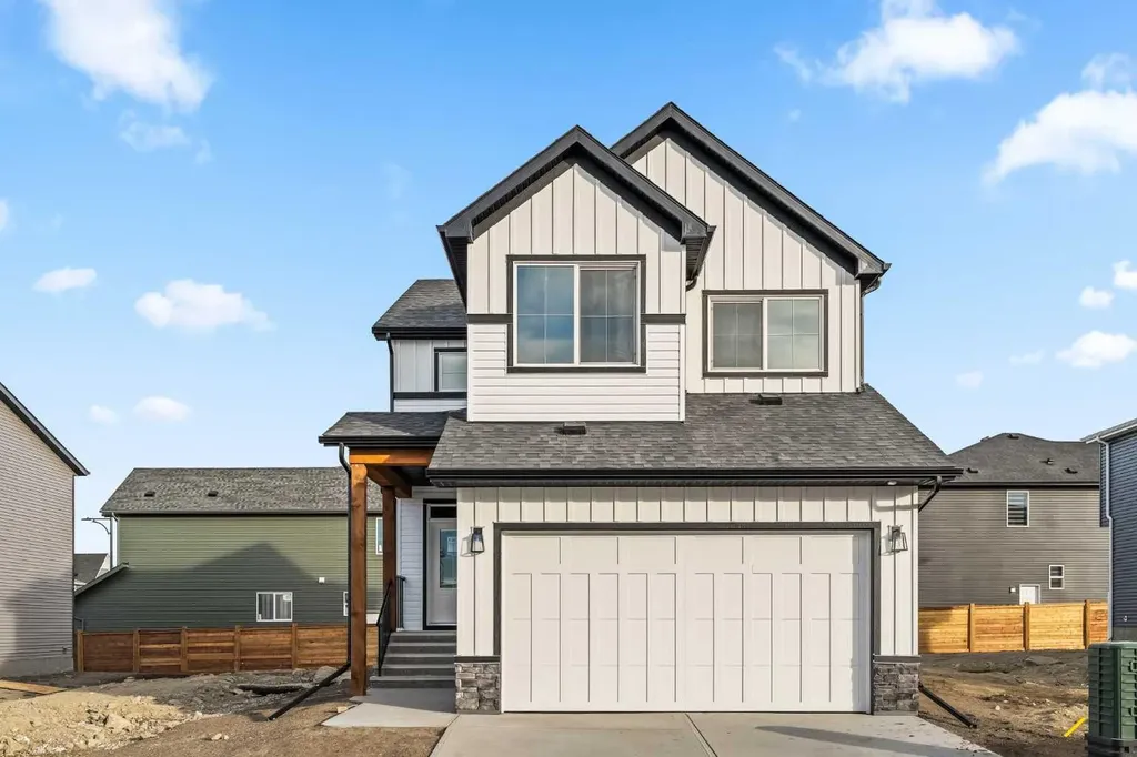1241 Chinook Winds Circle SW Airdrie AB T4B 5X6