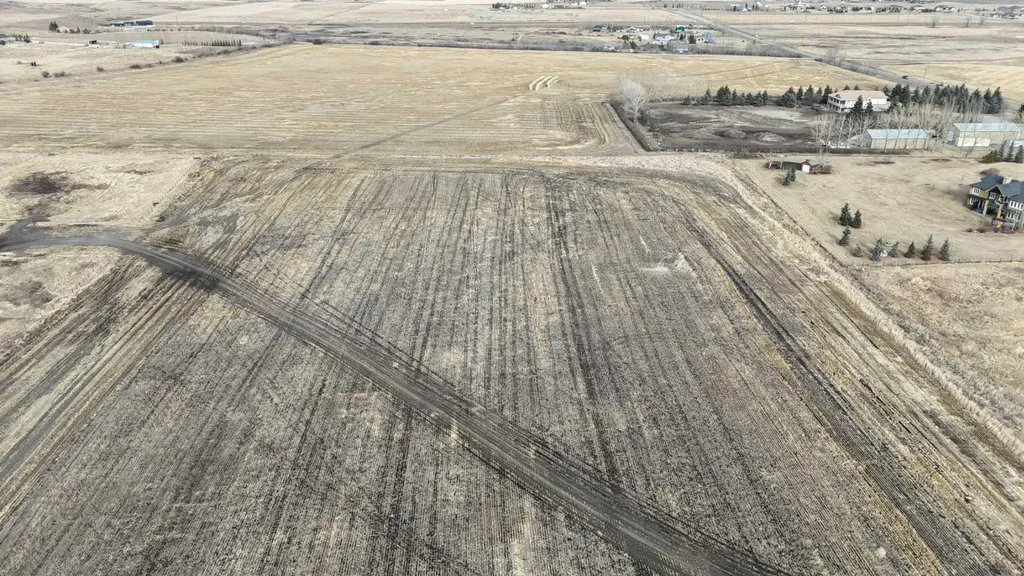 23.26 Acres Along 48 Street E Rural Foothills County AB T1V 1M3