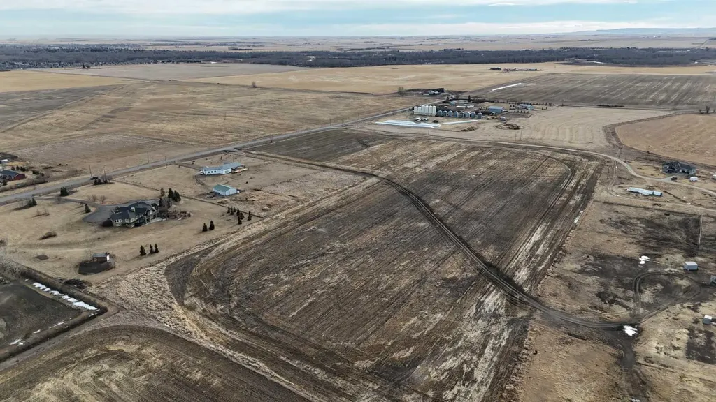23.26 Acres Along 48 Street E Rural Foothills County AB T1V 1M3