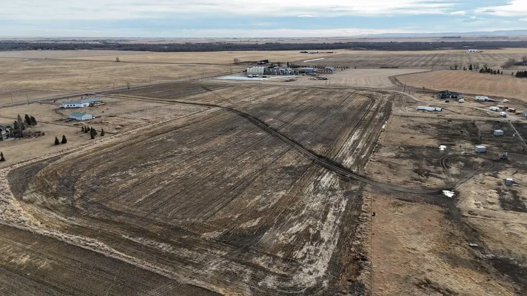 23.26 Acres Along 48 Street E Rural Foothills County AB T1V 1M3