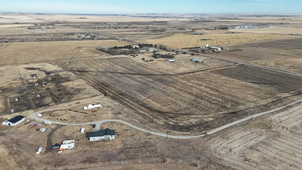 23.26 Acres Along 48 Street E Rural Foothills County AB T1V 1M3
