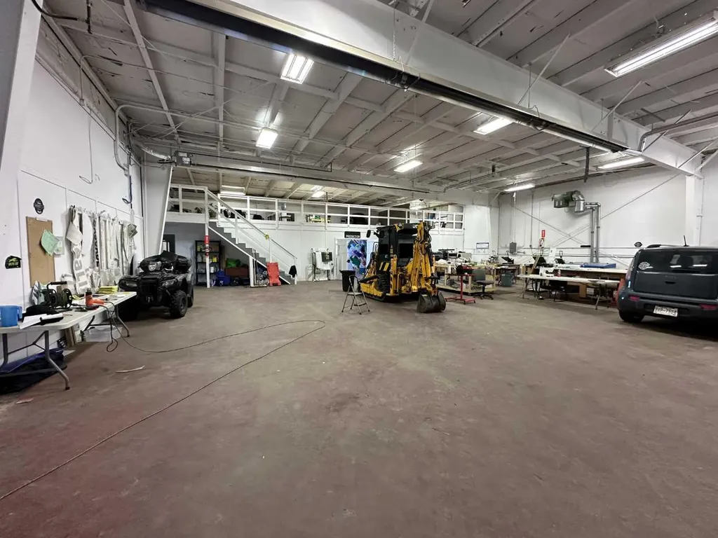 12615 100 Street Grande Prairie AB T8V 4H2