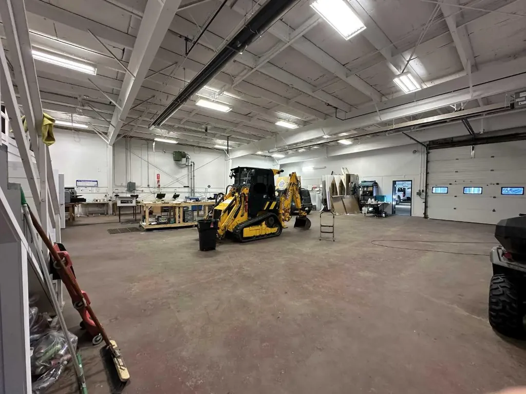 12615 100 Street Grande Prairie AB T8V 4H2