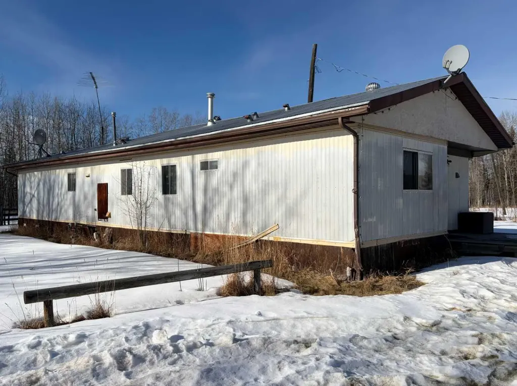 412074 Highway 22 Rural Clearwater County AB T4T 0A3