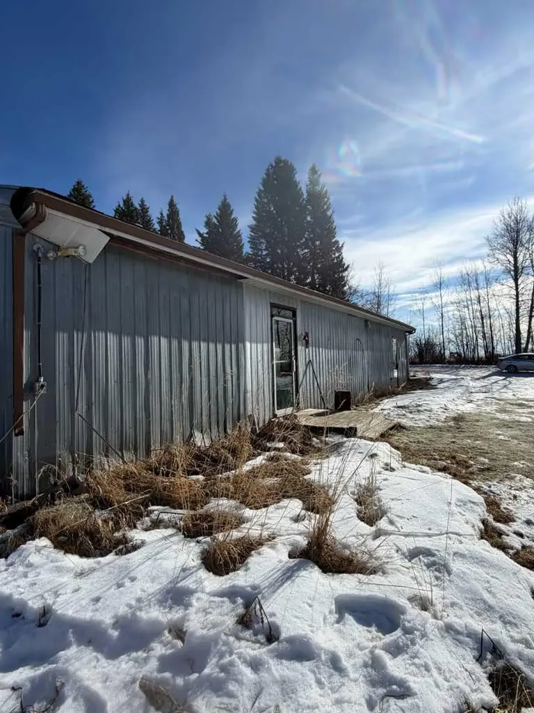 412074 Highway 22 Rural Clearwater County AB T4T 0A3