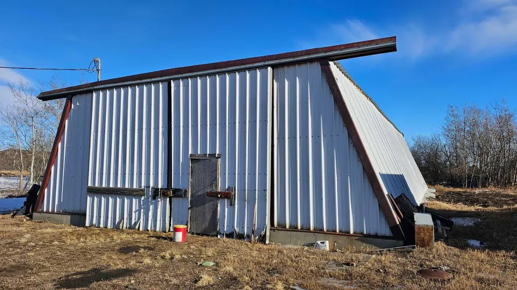 5101 Industrial Crescent Coronation AB T0C1C0