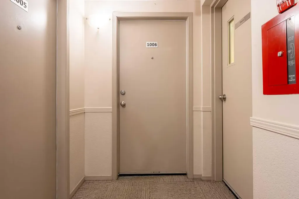 1121 6 Avenue SW Calgary AB T2P 5J4