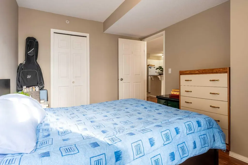 1121 6 Avenue SW Calgary AB T2P 5J4